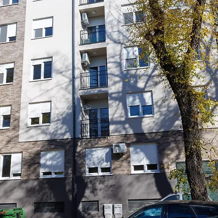 Sms Gold Apartment *