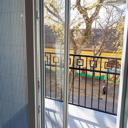Sms Gold Apartament *